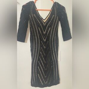 Bebe Women Dress Small Black Chevron Midi Bodycon Netted 3/4 Sleeve V Neck